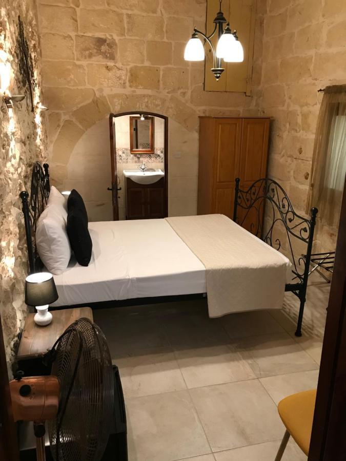 The Cloisters Bed And Breakfast Xagħra Exterior foto