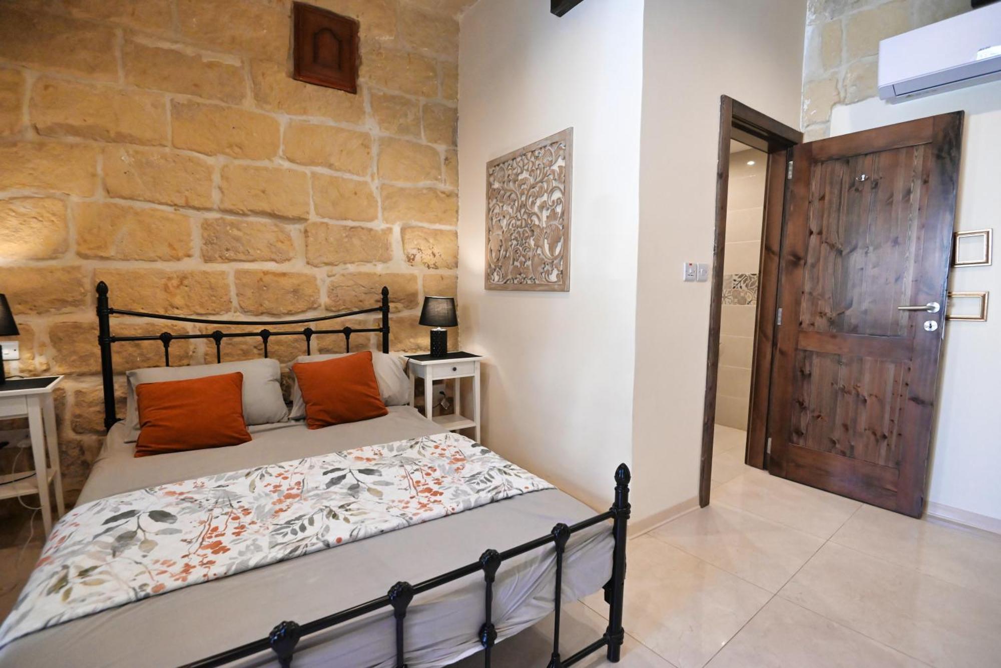 The Cloisters Bed And Breakfast Xagħra Exterior foto